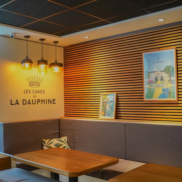 Le salon de dégustation de la cave